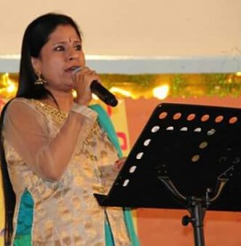 ದೀಪಾವಳಿ ಸಮಾರಂಭದ ಮರುದಿನ ಛಾಯಾ ಮತ್ತು ಪದ್ಮಪಾಣಿ ಜೋಡಿ ನೊಟಿಂಗ್ಹ್ಯಾಮ್ ನಲ್ಲಿ ಮತ್ತೊಂದು ಸಂಗೀತ ಸಂಜೆಯನ್ನು ಕೊಟ್ಟರು. ಸವಿತಾ ಸುರೇಶ ತೆಗೆದ ಚಿತ್ರ 